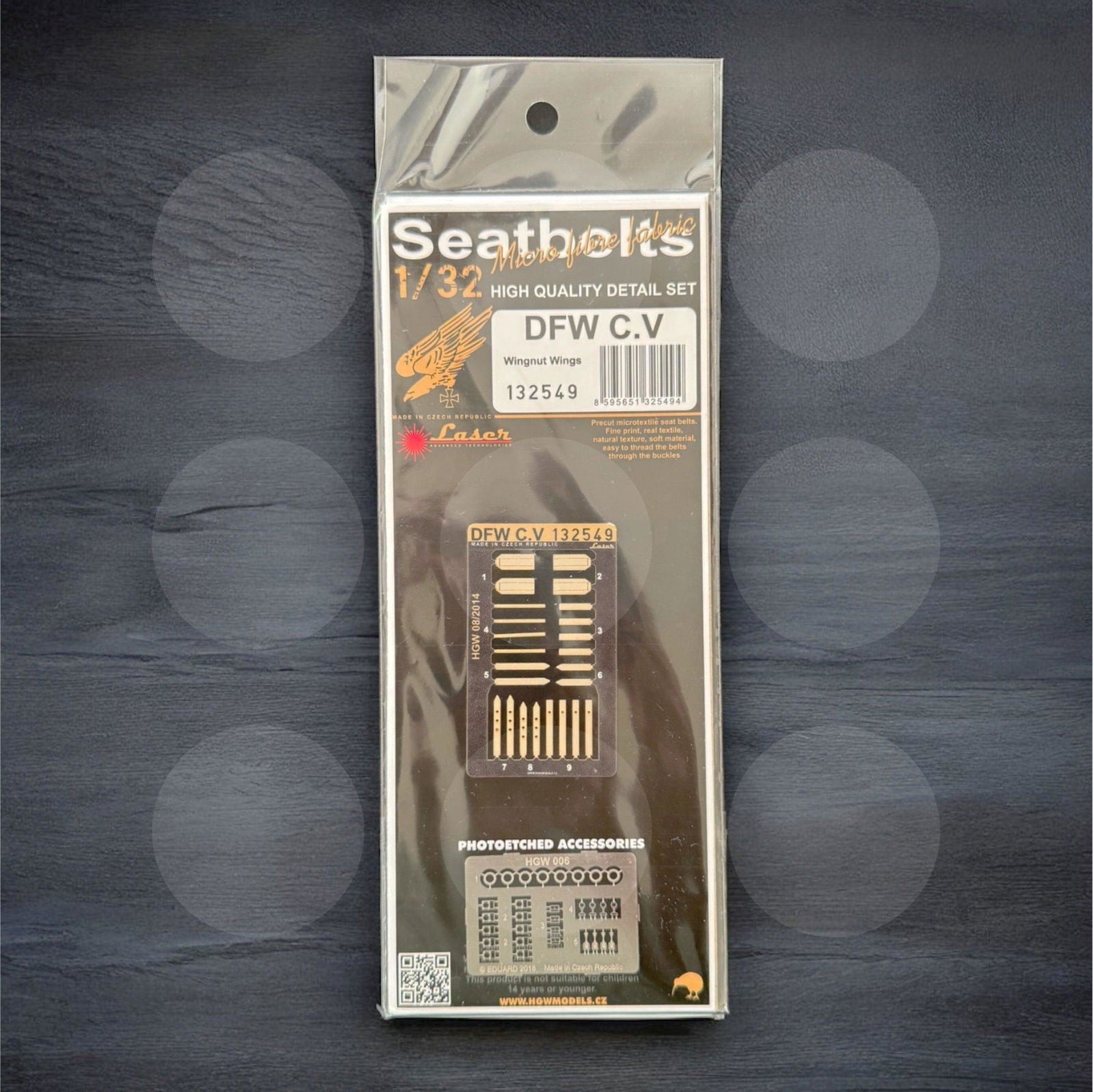 1/32 Seatbelts DFW C.V - Gothaforce