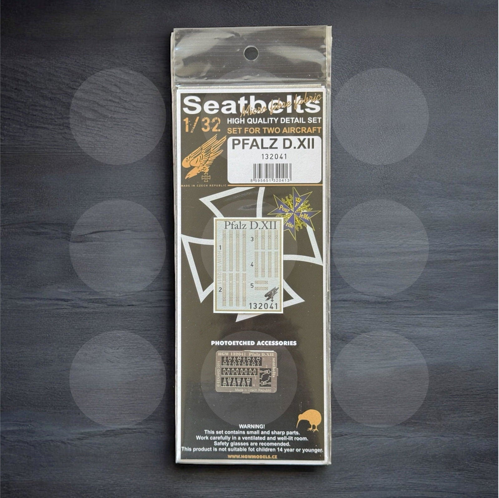 1/32 Seatbelts Pfalz D.XII - Gothaforce