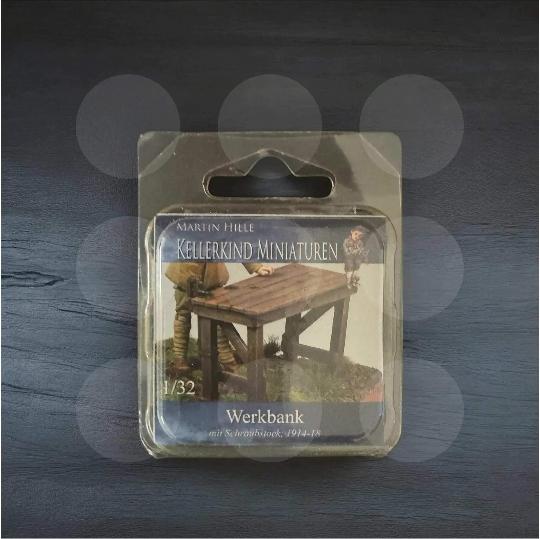 Kellerkind Miniaturen - Workbench - 1/32 scale - 54058